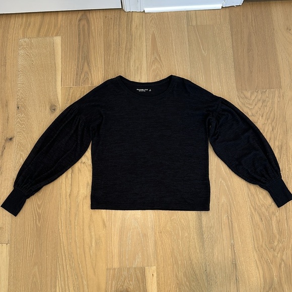 Abercrombie & Fitch Basic Long Sleeve Black Sweater Crewneck Soft A&F Cozy Knit - Picture 8 of 8